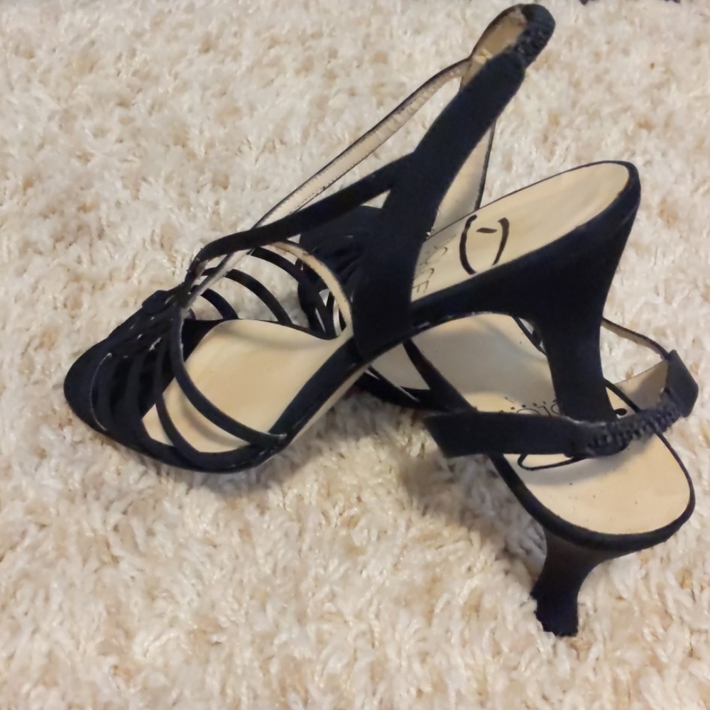 Sandals - Picture 3 of 8